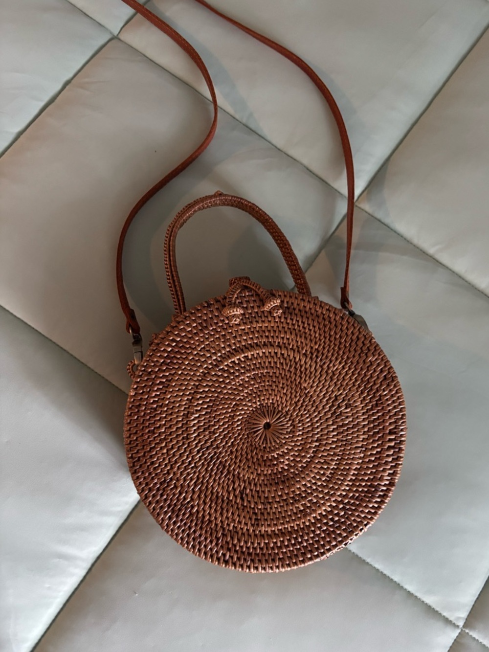 Round Woven Crossbody Bag in Brown